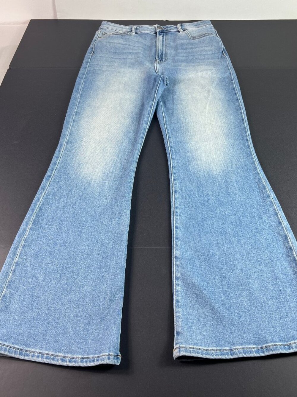 Hidden Jeans Women's 29x29* High Rise Boot Cut Light Blue Stretch Denim Tag 30